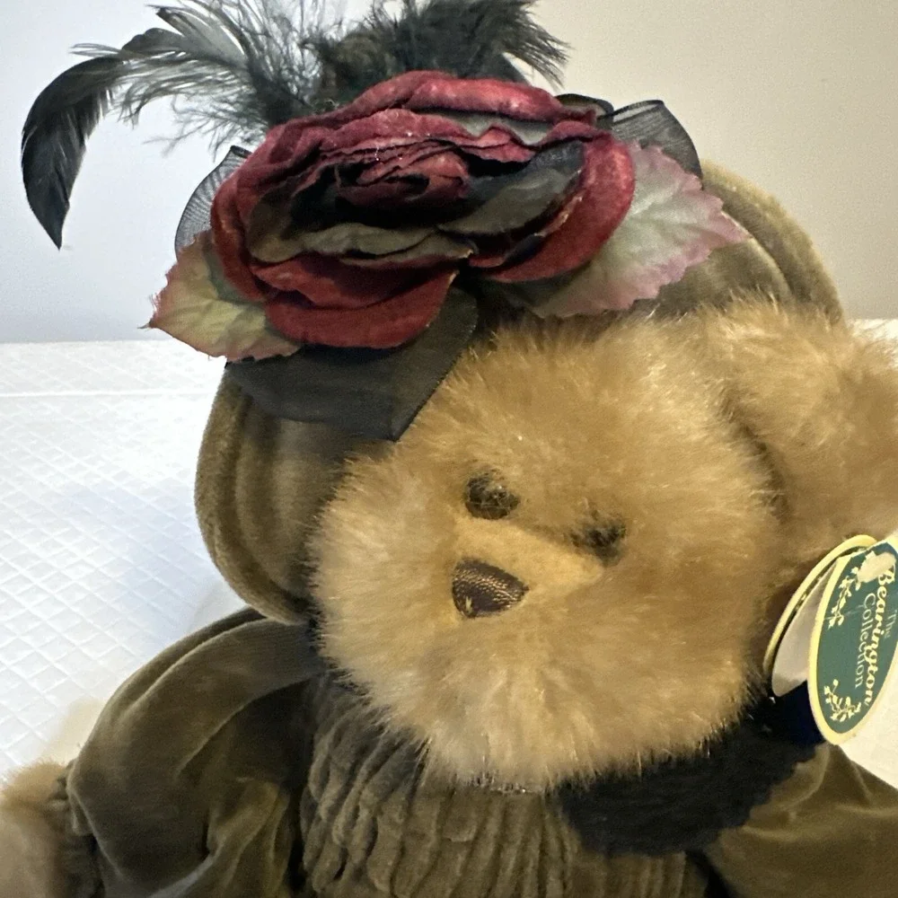 Bearington collectable bear